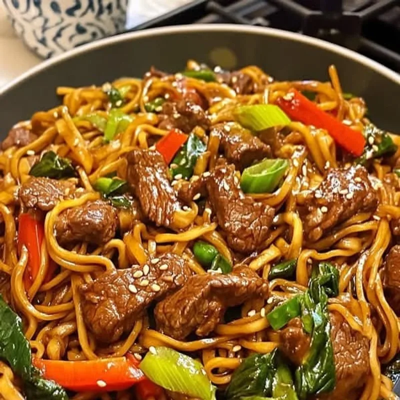 Yakisoba de Carne